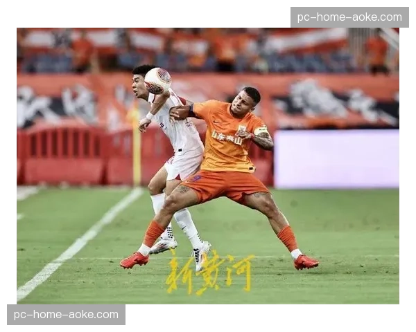 上海海港暂1-0山东泰山，武磊头球建功打破僵局